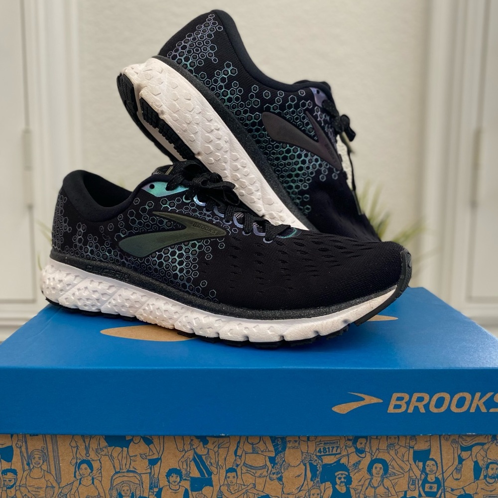 BROOKS Glycerin 17 Size 8.5 D
